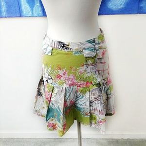 Vanity Petite Pleated Floral Mini Skirt